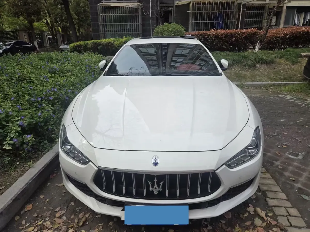 2022 Audi Q7 2.0T 245HP L4 8AT,autocango,china used car exporter,china ev exporter,chinese used car exporter,chinese used ev exporter