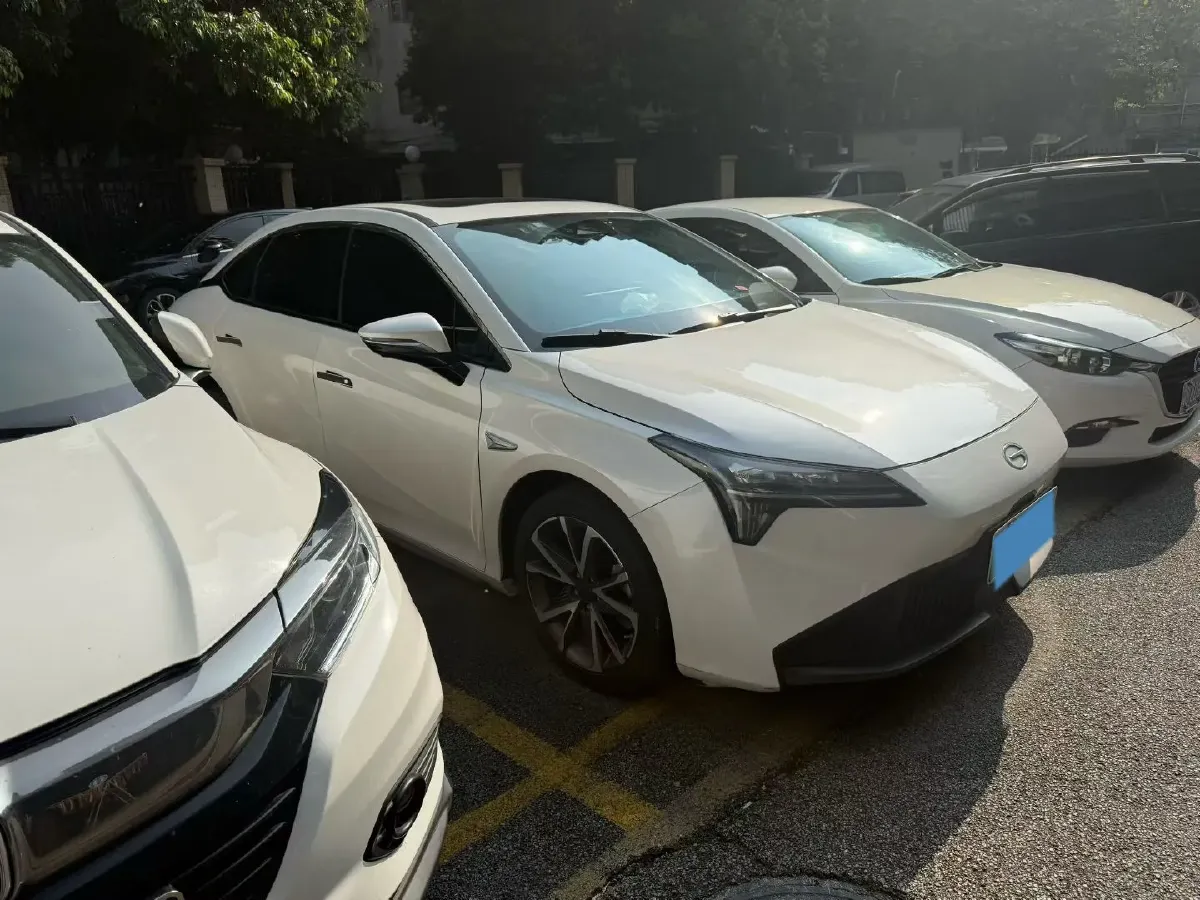 2022 ChangAn Oshan Z6 1.5T 170HP L4 6TCT PHEV 28.4KWH,autocango,china used car exporter,china ev exporter,chinese used car exporter,chinese used ev exporter