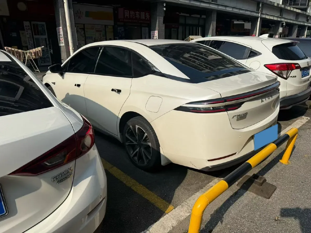 2022 ChangAn Oshan Z6 1.5T 170HP L4 6TCT PHEV 28.4KWH,autocango,china used car exporter,china ev exporter,chinese used car exporter,chinese used ev exporter