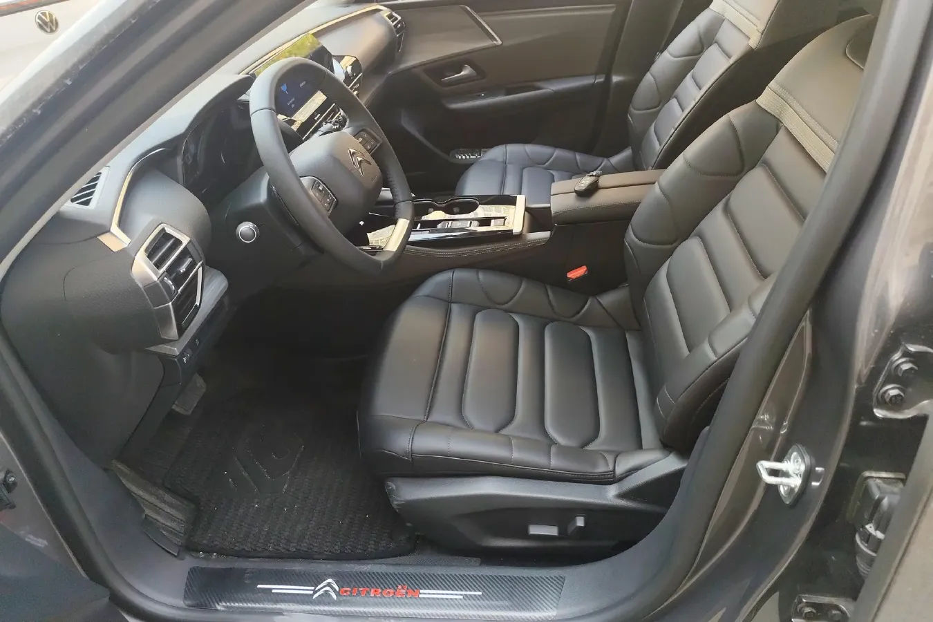 2024 Citroen C5 X 1.6T 175HP L4 8AT,autocango,china used car exporter,china ev exporter,chinese used car exporter,chinese used ev exporter