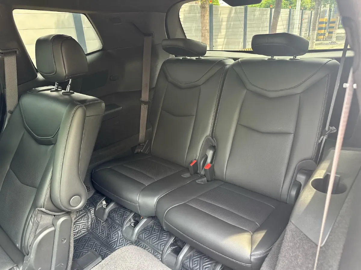 2020 Cadillac XT6 2.0T 237HP L4 9AT,autocango,china used car exporter,china ev exporter,chinese used car exporter,chinese used ev exporter