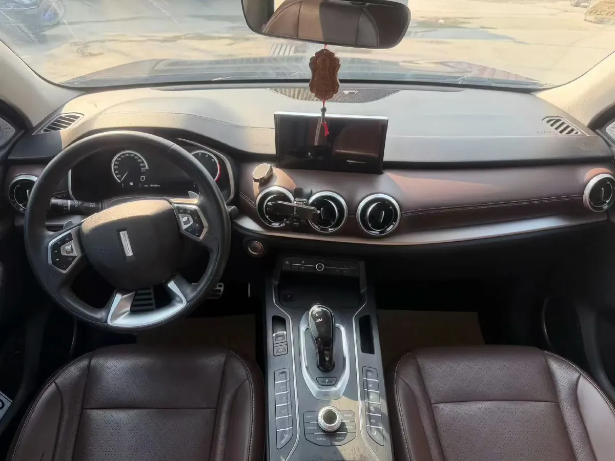 2018 WEY VV6 2.0T 197HP L4 7DCT,autocango,china used car exporter,china ev exporter,chinese used car exporter,chinese used ev exporter