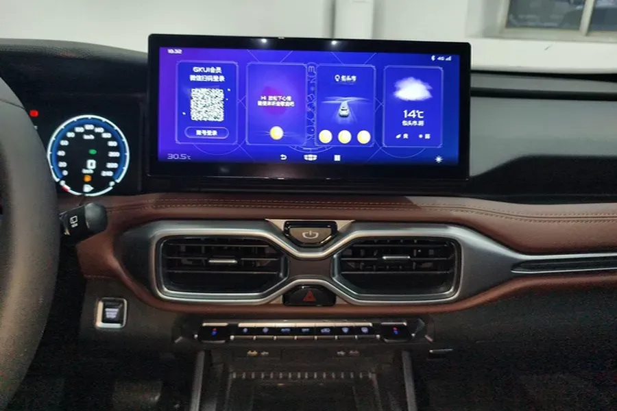 2022 Geely Okavango 1.8T 184HP L4 7DCT,autocango,china used car exporter,china ev exporter,chinese used car exporter,chinese used ev exporter