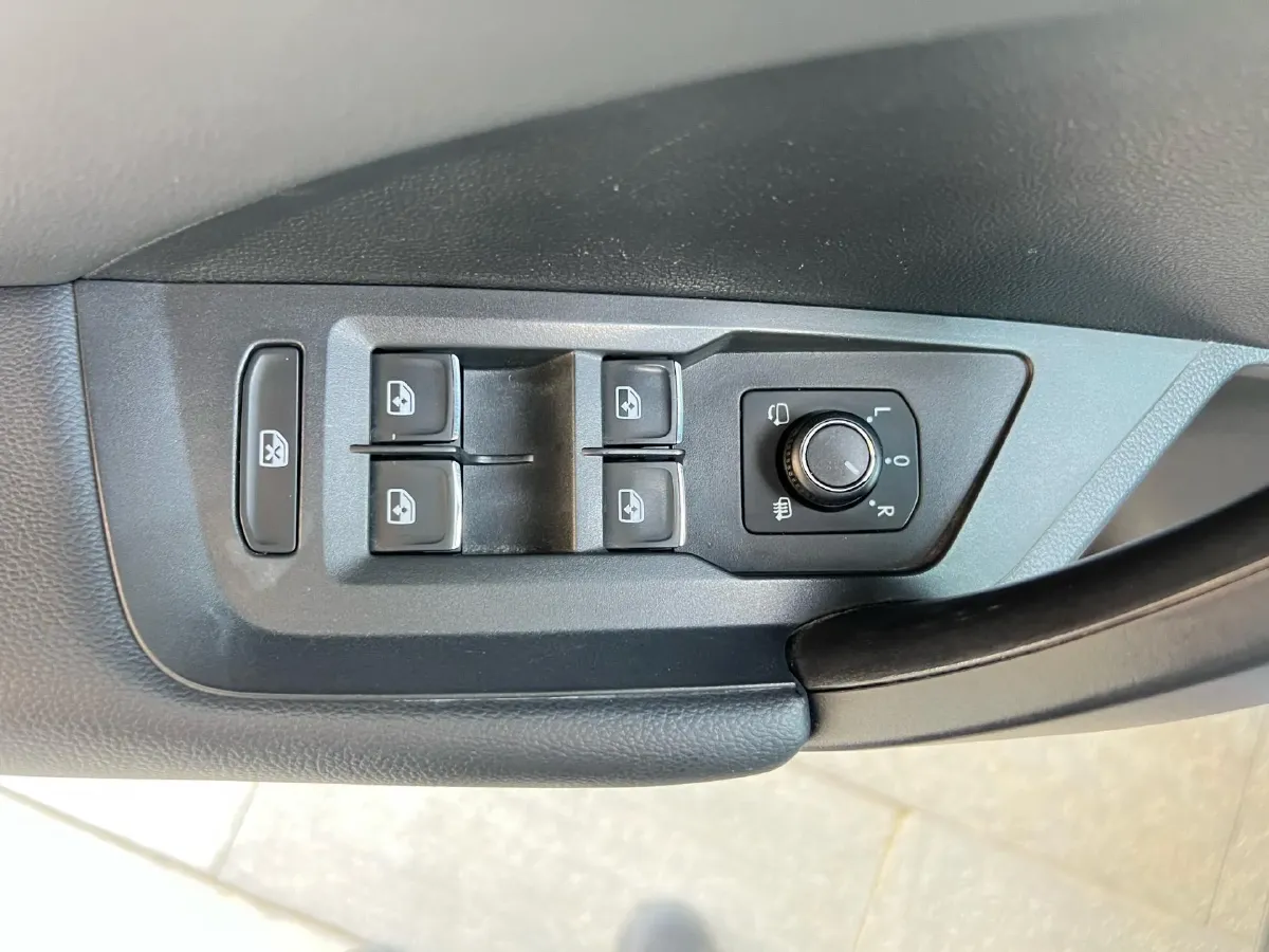 2019 HanTeng X5 BEV 42.72KWH,autocango,china used car exporter,china ev exporter,chinese used car exporter,chinese used ev exporter