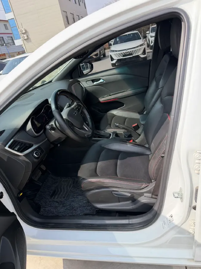 2019 Chevrolet Monza 1.3T 163HP L3 6AT,autocango,china used car exporter,china ev exporter,chinese used car exporter,chinese used ev exporter