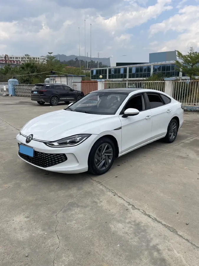 2023 Volkswagen Lamando 1.4T 150HP L4 7DCT,autocango,china used car exporter,china ev exporter,chinese used car exporter,chinese used ev exporter