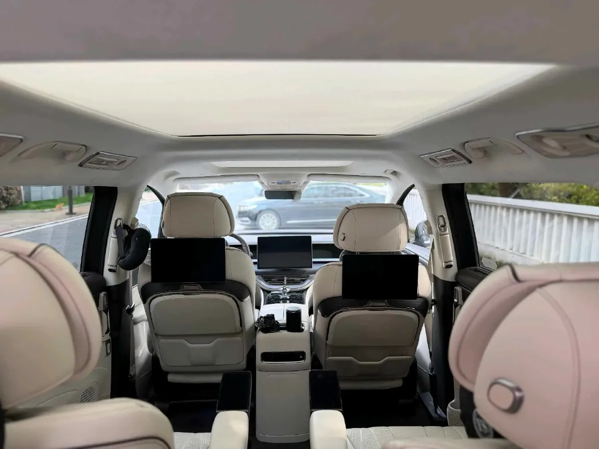 2024 Denza D9 1.5T 139HP L4 E-CVT PHEV 40KWH,autocango,china used car exporter,china ev exporter,chinese used car exporter,chinese used ev exporter