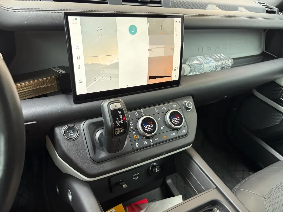 2023 Land Rover Defender 3.0T 400HP L6 8AT,autocango,china used car exporter,china ev exporter,chinese used car exporter,chinese used ev exporter