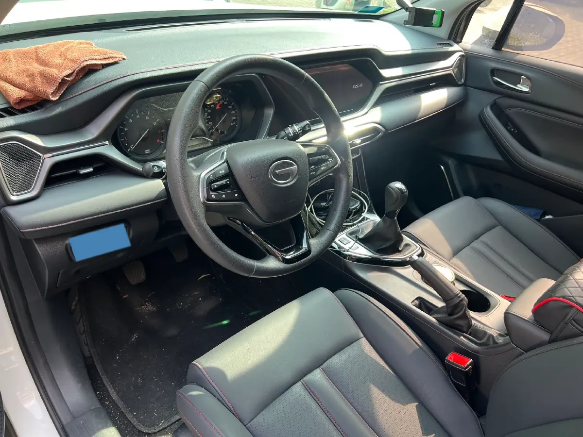 2020 GAC Trumpchi GS4 1.5T 169HP L4 6MT,autocango,china used car exporter,china ev exporter,chinese used car exporter,chinese used ev exporter