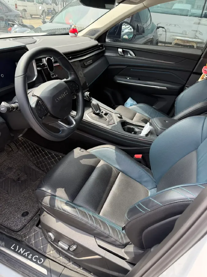 2020 LYNK&CO 05 2.0T 254HP L4 8AT,autocango,china used car exporter,china ev exporter,chinese used car exporter,chinese used ev exporter