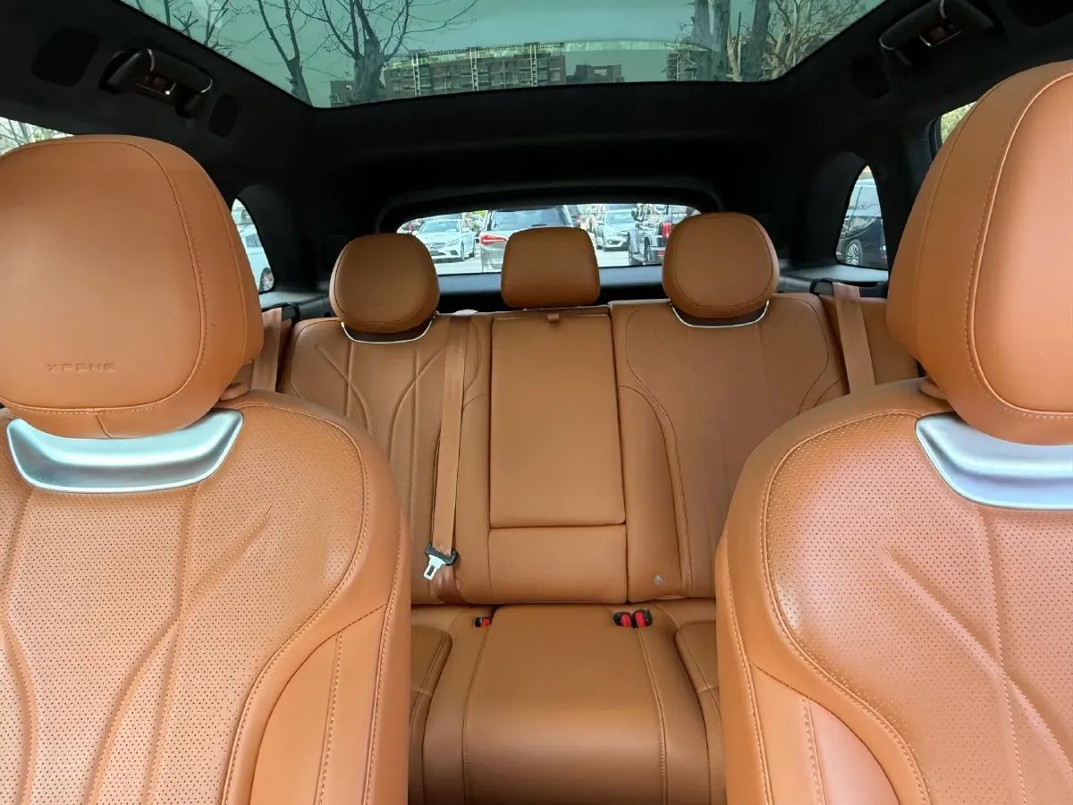 2025 Xpeng G9 BEV 79KWH,autocango,china used car exporter,china ev exporter,chinese used car exporter,chinese used ev exporter