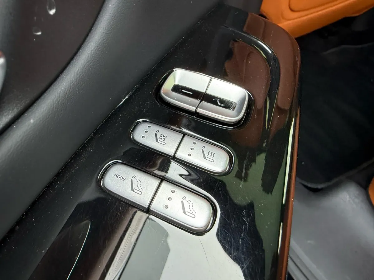 2025 Xpeng G9 BEV 79KWH,autocango,china used car exporter,china ev exporter,chinese used car exporter,chinese used ev exporter