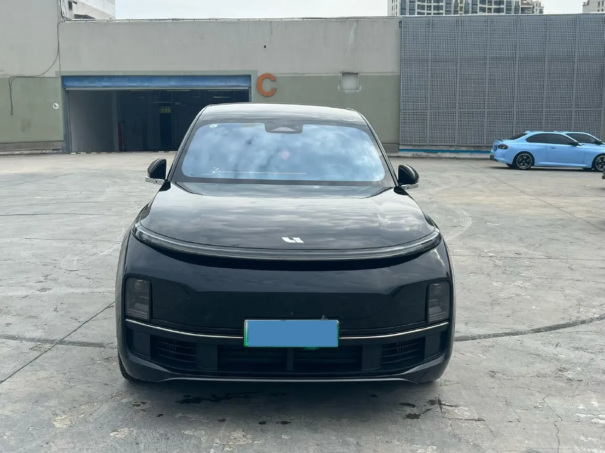 2023 Li L9 Range Extended 154HP REEV 42.6KWH,autocango,china used car exporter,china ev exporter,chinese used car exporter,chinese used ev exporter