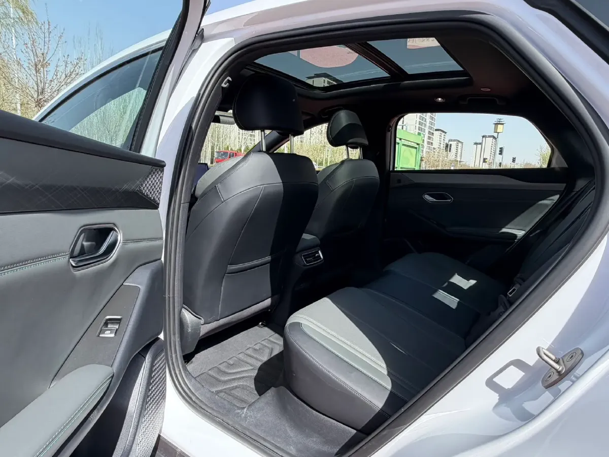 2025 BYD QinL BEV,autocango,china used car exporter,china ev exporter,chinese used car exporter,chinese used ev exporter