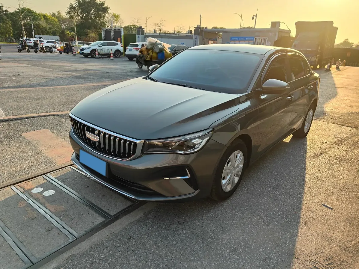 2025 Geely Emgrand 1.5L 127HP L4 5MT,autocango,china used car exporter,china ev exporter,chinese used car exporter,chinese used ev exporter