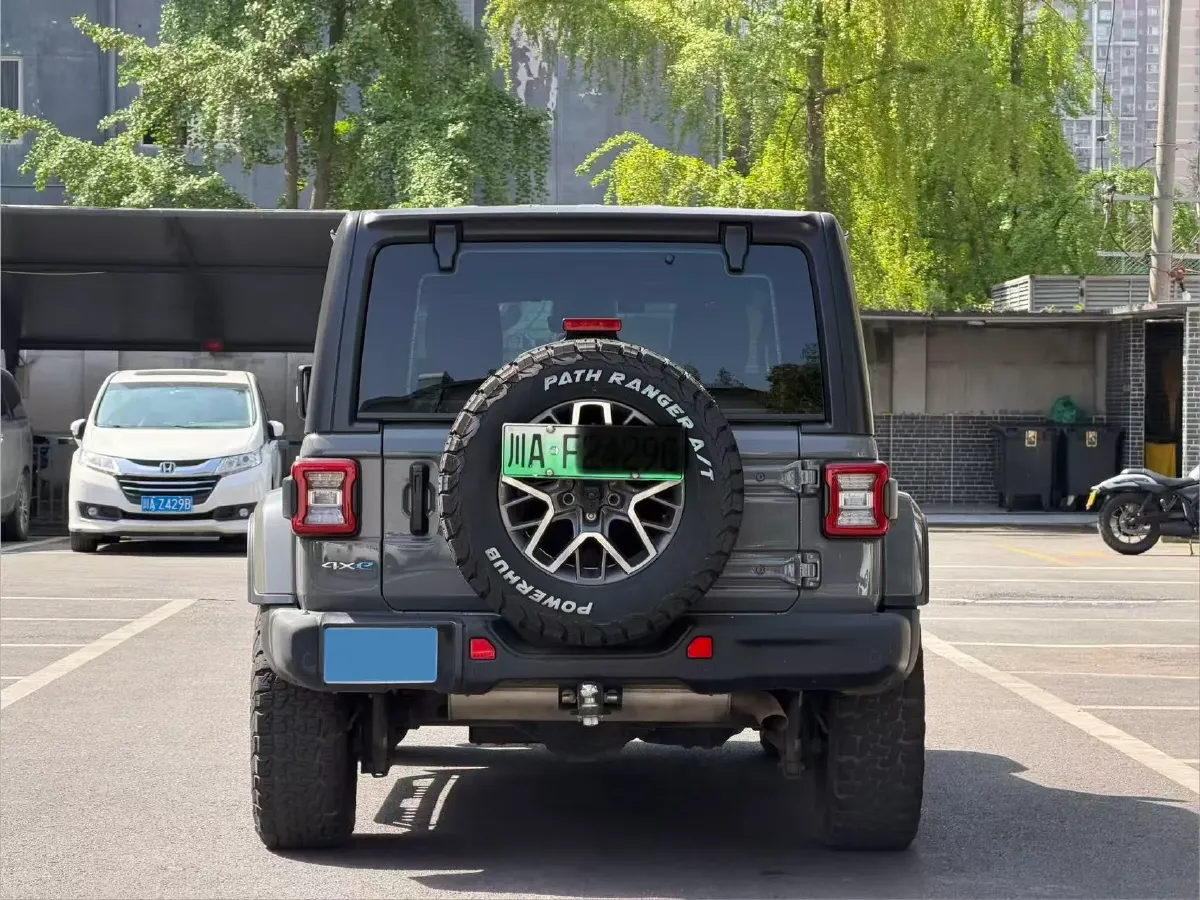 2021 Jeep Wrangler 2.0T 266HP L4 8AT PHEV 17KWH,autocango,china used car exporter,china ev exporter,chinese used car exporter,chinese used ev exporter