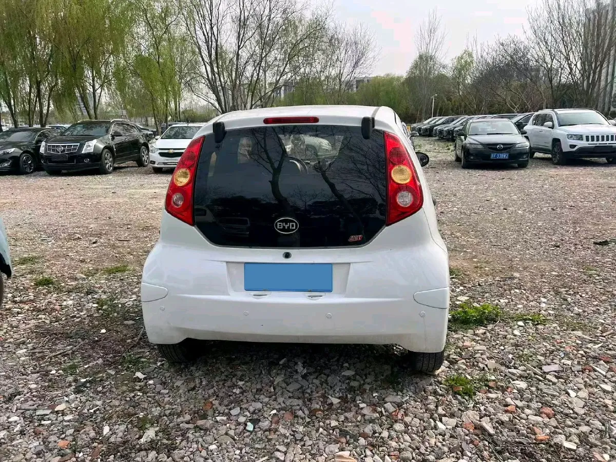 2015 BYD F0 1.0L 68HP L3 5MT,autocango,china used car exporter,china ev exporter,chinese used car exporter,chinese used ev exporter