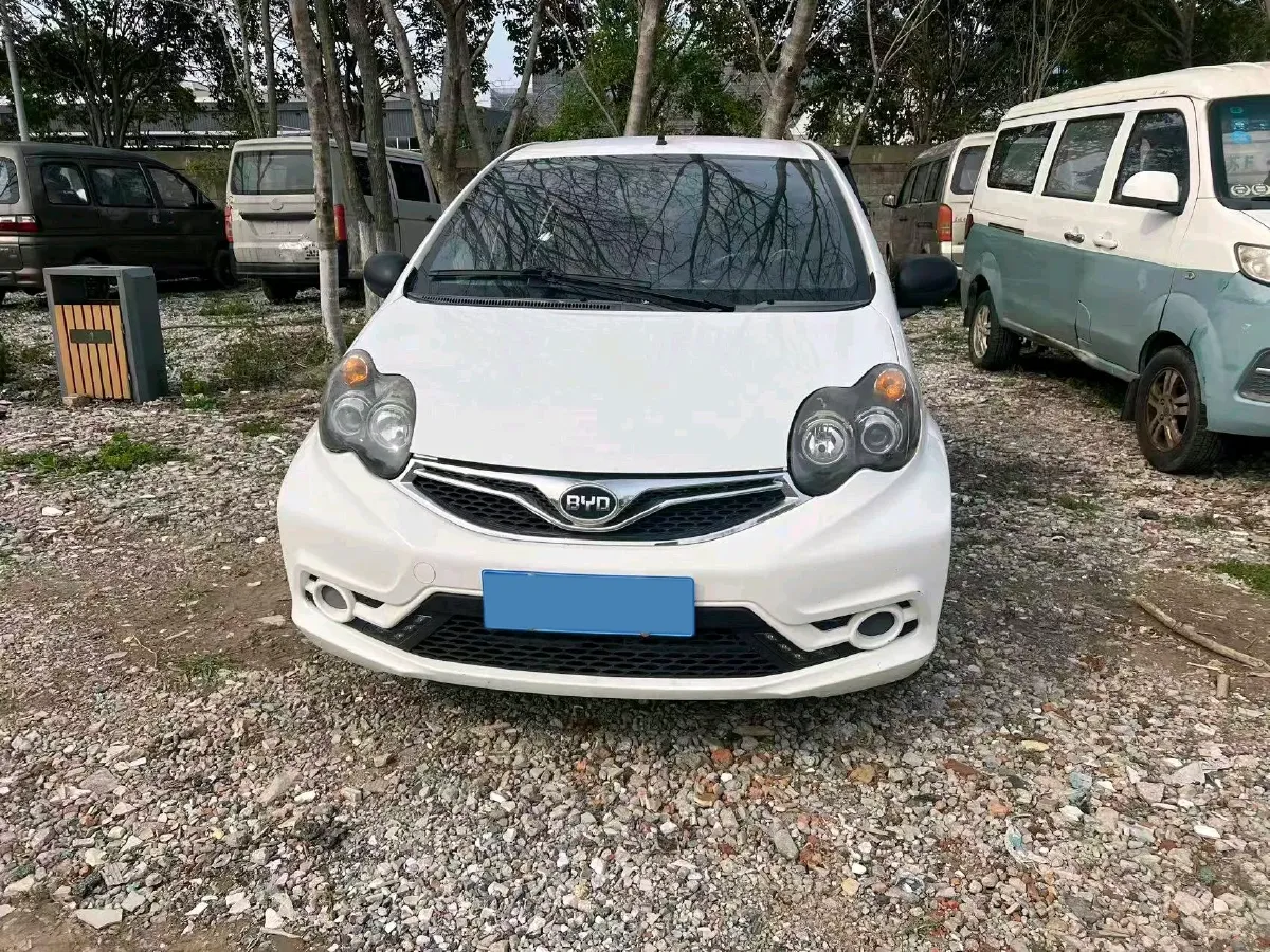 2015 BYD F0 1.0L 68HP L3 5MT,autocango,china used car exporter,china ev exporter,chinese used car exporter,chinese used ev exporter