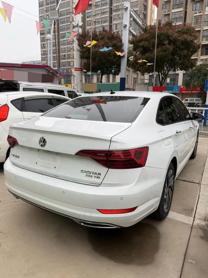 2019 Luxgen Grand 7 MPV 2.0T 188HP L4 6AT,autocango,china used car exporter,china ev exporter,chinese used car exporter,chinese used ev exporter