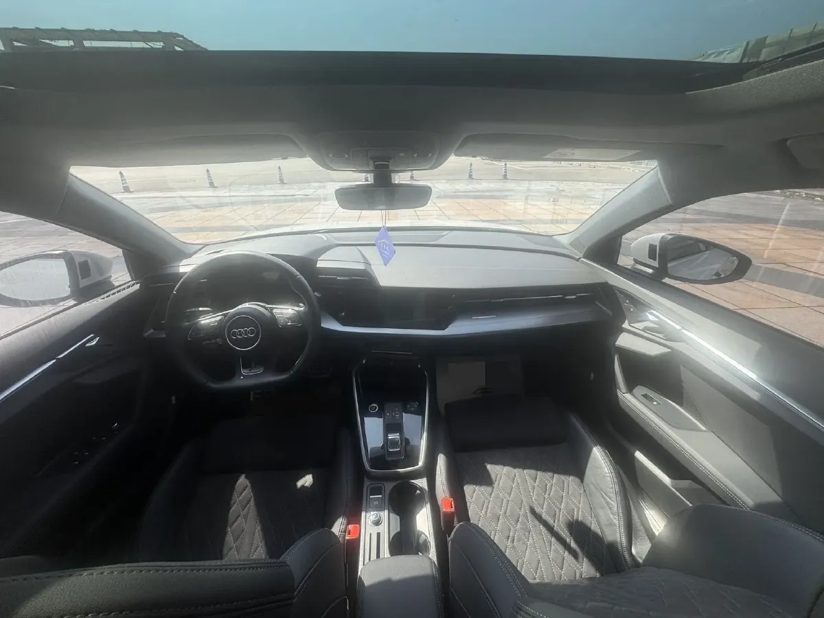 2023 Audi A3 1.4T 150HP L4 7DCT,autocango,china used car exporter,china ev exporter,chinese used car exporter,chinese used ev exporter