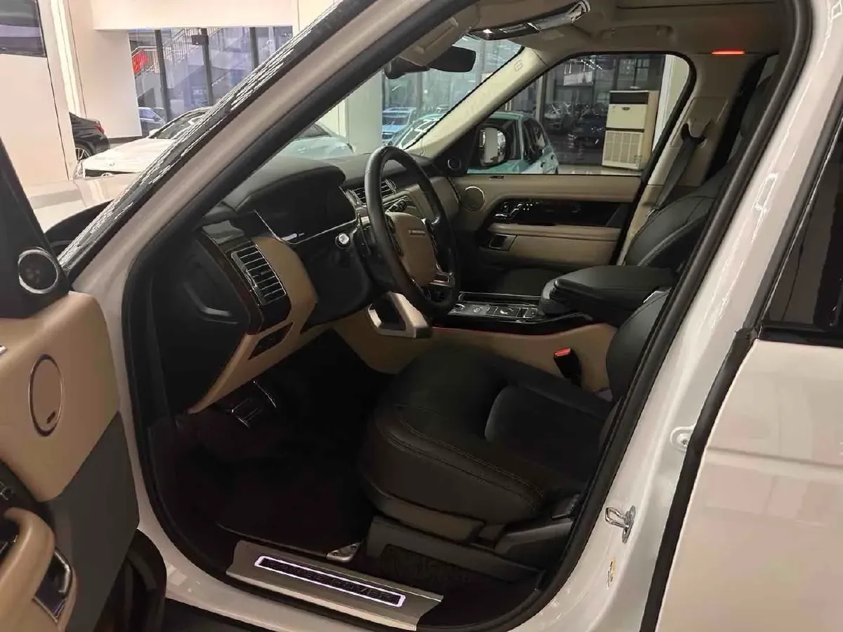 2022 Land Rover Range Rover 3.0T 400HP L6 8AT,autocango,china used car exporter,china ev exporter,chinese used car exporter,chinese used ev exporter
