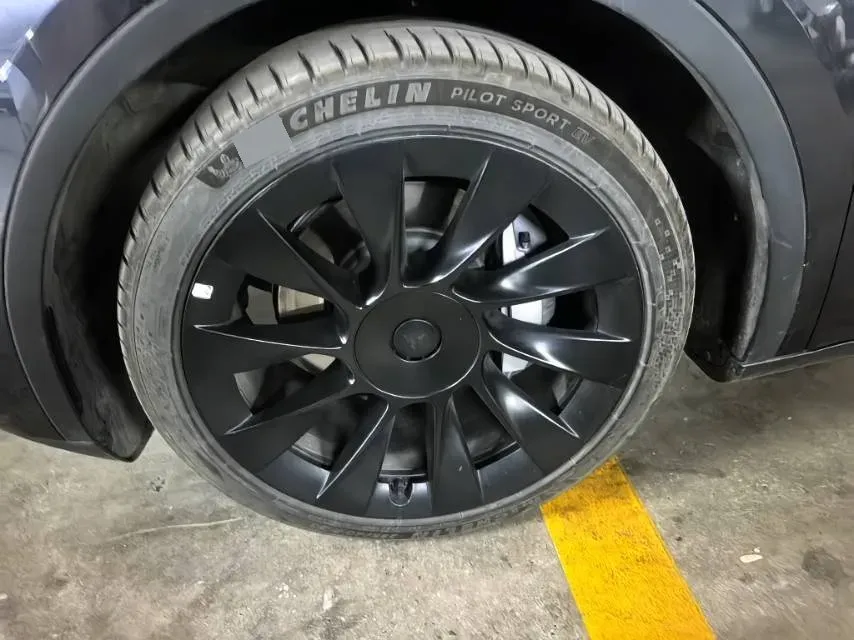 2025 Tesla Model 3 BEV 62.5KWH,autocango,china used car exporter,china ev exporter,chinese used car exporter,chinese used ev exporter