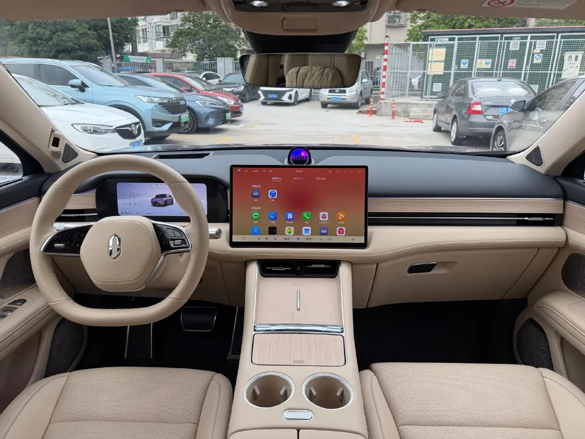 2025 AITO AITO M5 1.5T 152HP L4 REEV 42KWH,autocango,china used car exporter,china ev exporter,chinese used car exporter,chinese used ev exporter