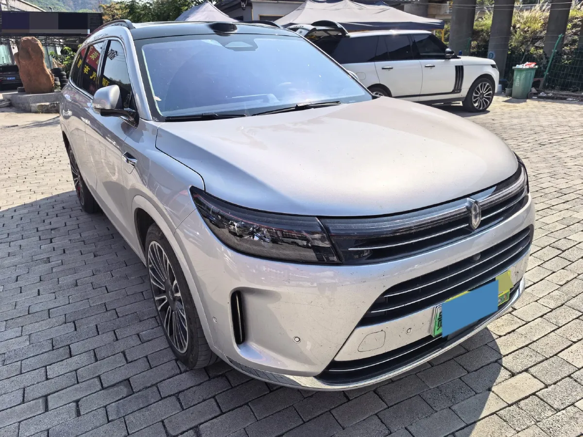 2024 AITO AITO M7 1.5T 152HP L4 REEV 42KWH,autocango,china used car exporter,china ev exporter,chinese used car exporter,chinese used ev exporter