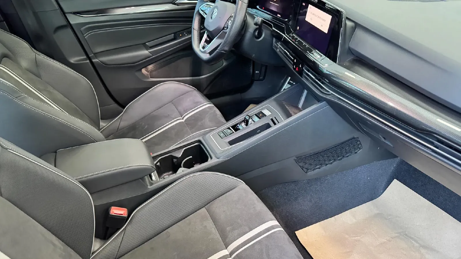 2021 Volkswagen Golf 1.4T 150HP L4 7DCT,autocango,china used car exporter,china ev exporter,chinese used car exporter,chinese used ev exporter