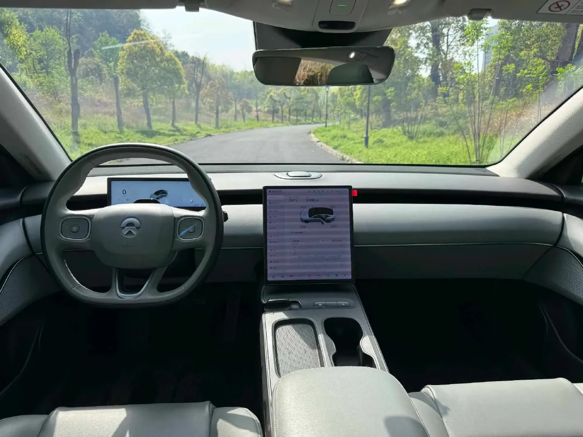 2022 JunTian HeiWuShi Youth 2.0T 203HP L4 6AT,autocango,china used car exporter,china ev exporter,chinese used car exporter,chinese used ev exporter