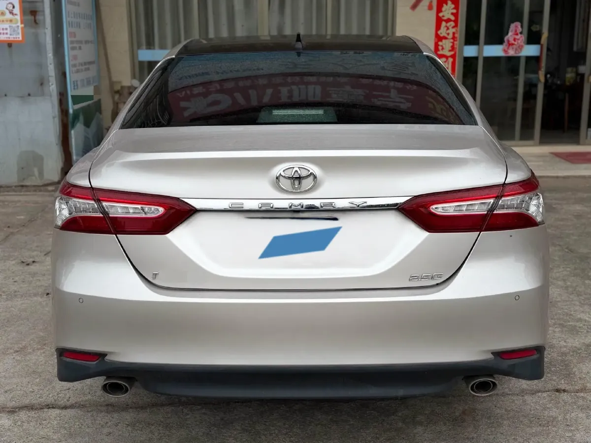 2021 Toyota Camry 2.5L 209HP L4 8AT,autocango,china used car exporter,china ev exporter,chinese used car exporter,chinese used ev exporter
