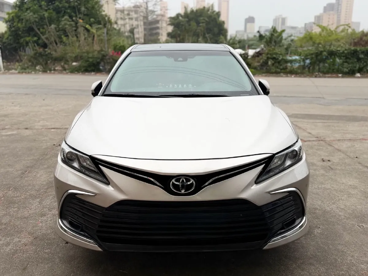 2021 Toyota Camry 2.5L 209HP L4 8AT,autocango,china used car exporter,china ev exporter,chinese used car exporter,chinese used ev exporter
