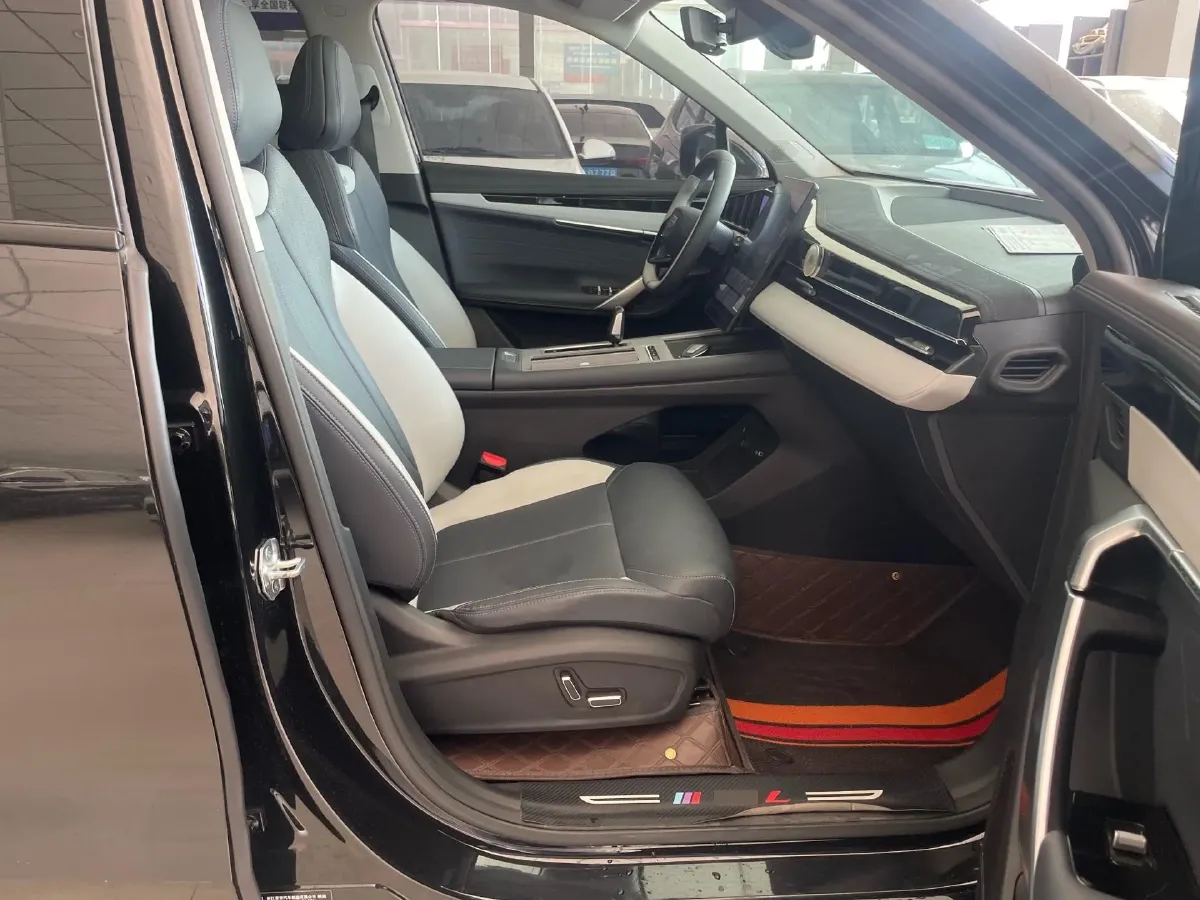 2024 Geely StarRay 1.5T 181HP L4 7DCT,autocango,china used car exporter,china ev exporter,chinese used car exporter,chinese used ev exporter