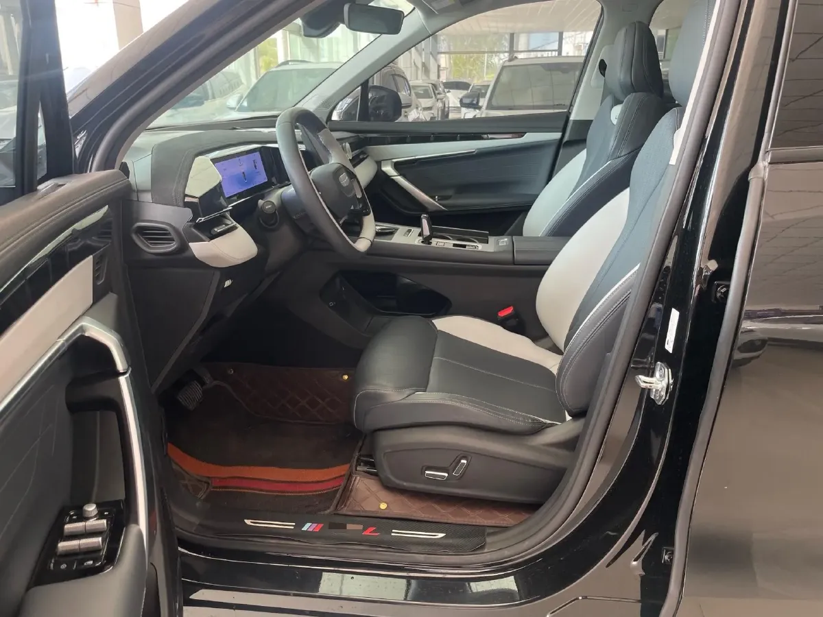 2024 Geely StarRay 1.5T 181HP L4 7DCT,autocango,china used car exporter,china ev exporter,chinese used car exporter,chinese used ev exporter