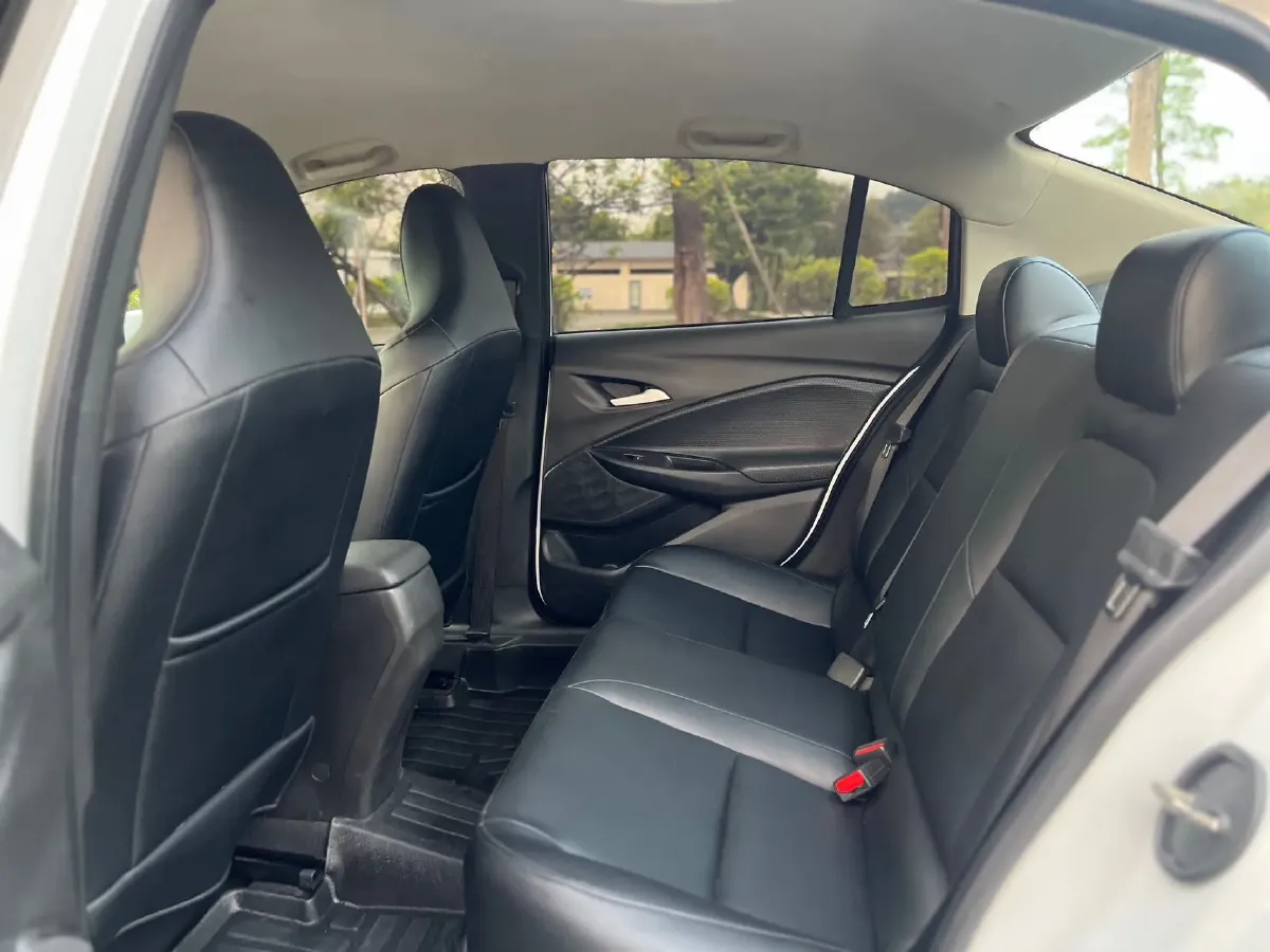 2021 Chevrolet Cavalier 1.0T 125HP L3 6AT,autocango,china used car exporter,china ev exporter,chinese used car exporter,chinese used ev exporter