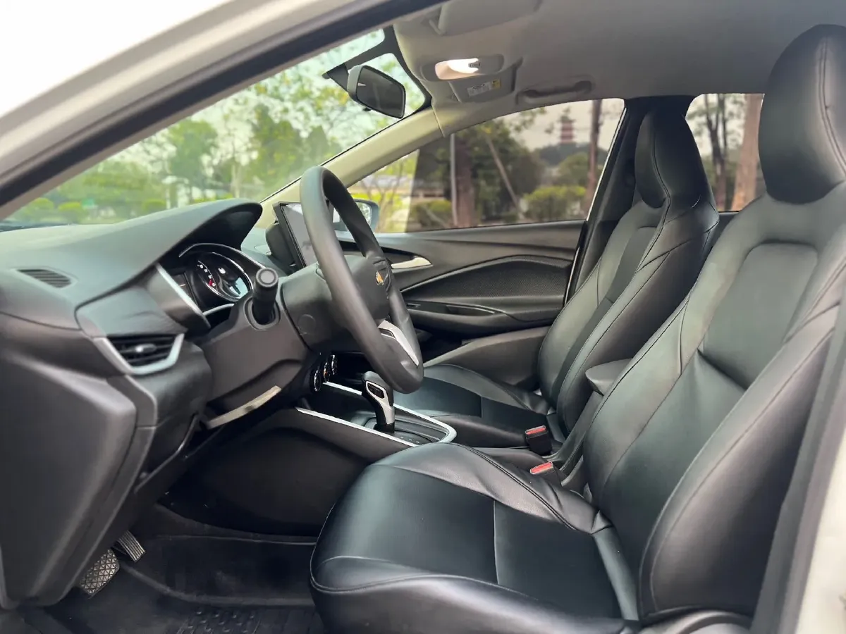 2021 Chevrolet Cavalier 1.0T 125HP L3 6AT,autocango,china used car exporter,china ev exporter,chinese used car exporter,chinese used ev exporter