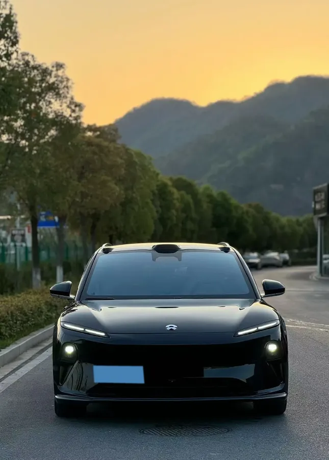 2024 NIO ET5T BEV 100KWH,autocango,china used car exporter,china ev exporter,chinese used car exporter,chinese used ev exporter