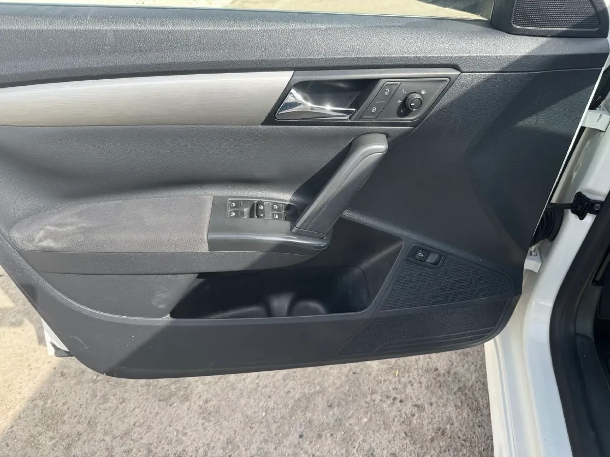 2013 Volkswagen Lavida 1.6L 110HP L4 6AT,autocango,china used car exporter,china ev exporter,chinese used car exporter,chinese used ev exporter