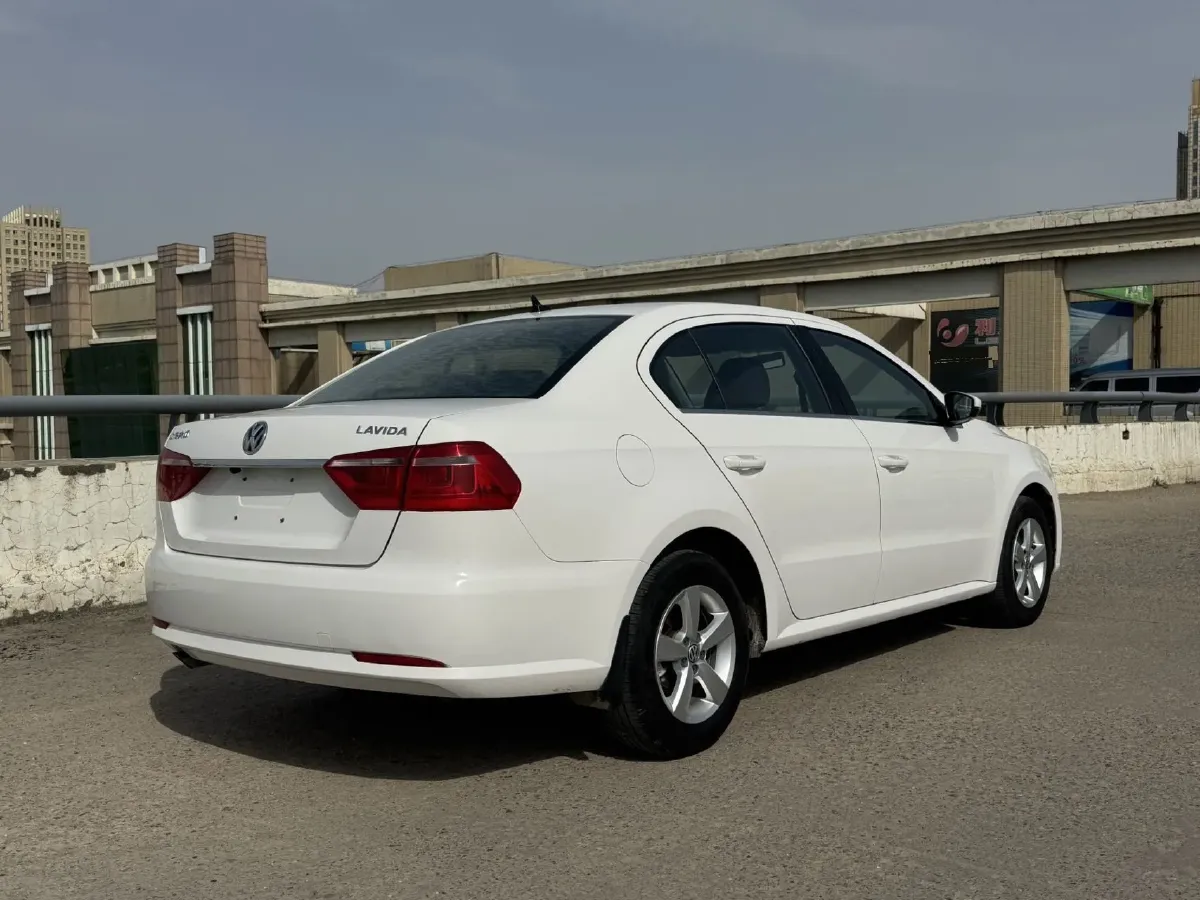 2013 Volkswagen Lavida 1.6L 110HP L4 6AT,autocango,china used car exporter,china ev exporter,chinese used car exporter,chinese used ev exporter