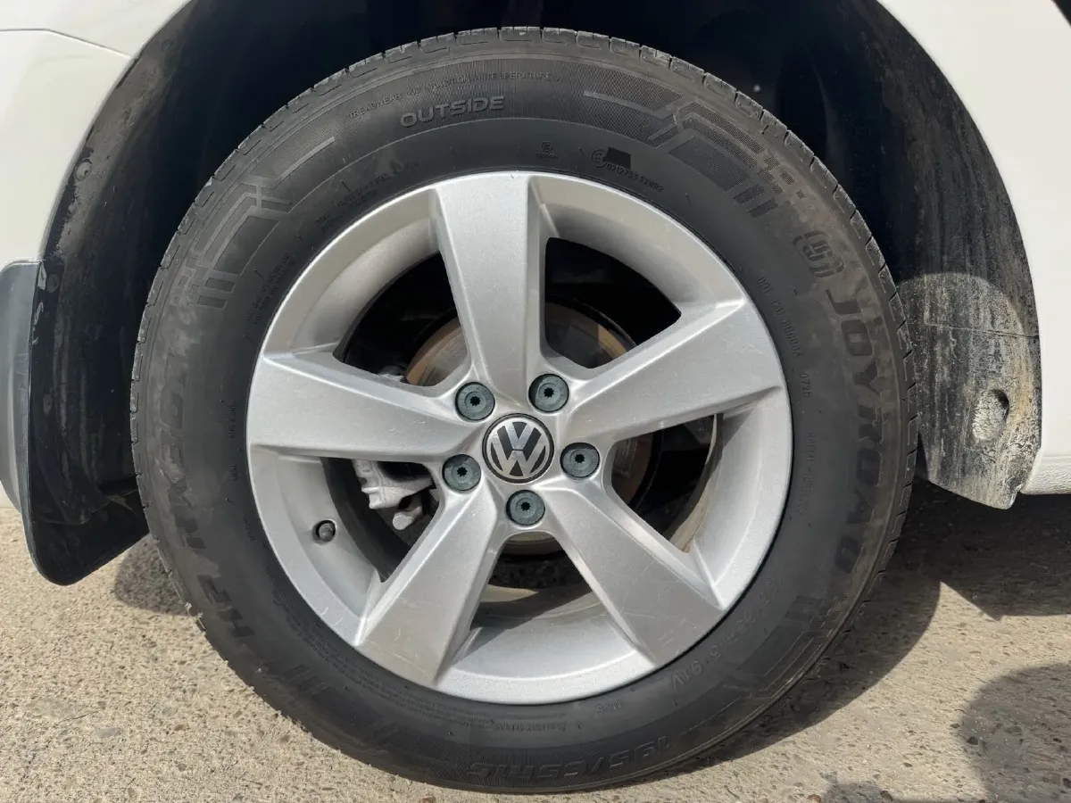 2013 Volkswagen Lavida 1.6L 110HP L4 6AT,autocango,china used car exporter,china ev exporter,chinese used car exporter,chinese used ev exporter