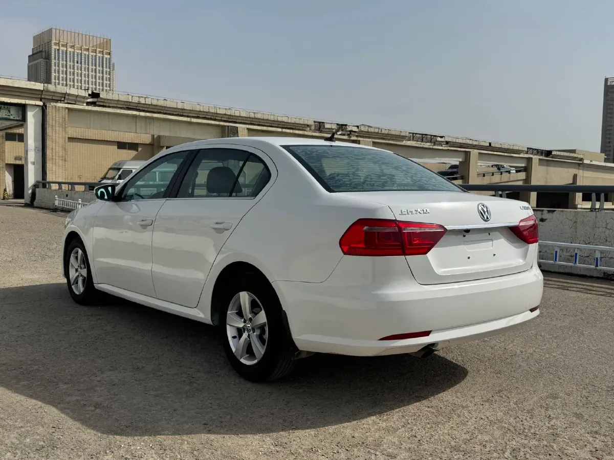 2013 Volkswagen Lavida 1.6L 110HP L4 6AT,autocango,china used car exporter,china ev exporter,chinese used car exporter,chinese used ev exporter