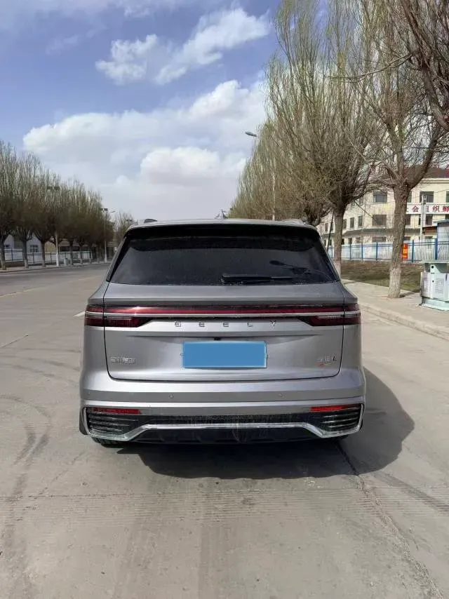 2025 Geely Monjaro 2.0T 238HP L4 8AT,autocango,china used car exporter,china ev exporter,chinese used car exporter,chinese used ev exporter