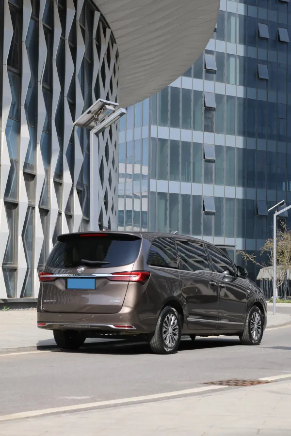 2021 Buick GL8 2.0T 237HP L4 9AT,autocango,china used car exporter,china ev exporter,chinese used car exporter,chinese used ev exporter