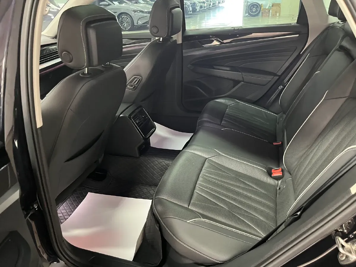 2022 Xpeng P7 BEV 60.2KWH,autocango,china used car exporter,china ev exporter,chinese used car exporter,chinese used ev exporter