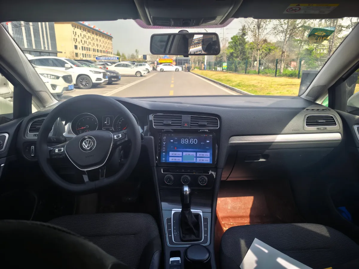 2018 Volkswagen Golf 1.6L 110HP L4 6AT,autocango,china used car exporter,china ev exporter,chinese used car exporter,chinese used ev exporter