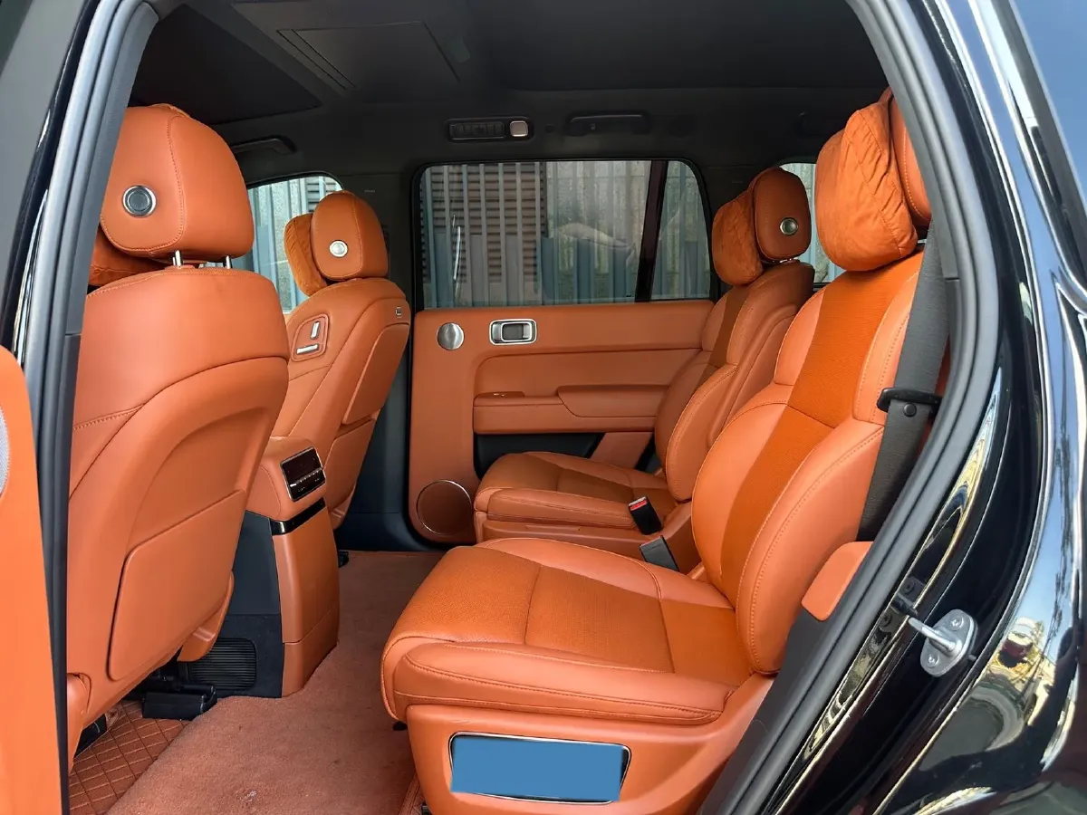 2023 Li L9 Range Extended 154HP REEV 42.6KWH,autocango,china used car exporter,china ev exporter,chinese used car exporter,chinese used ev exporter