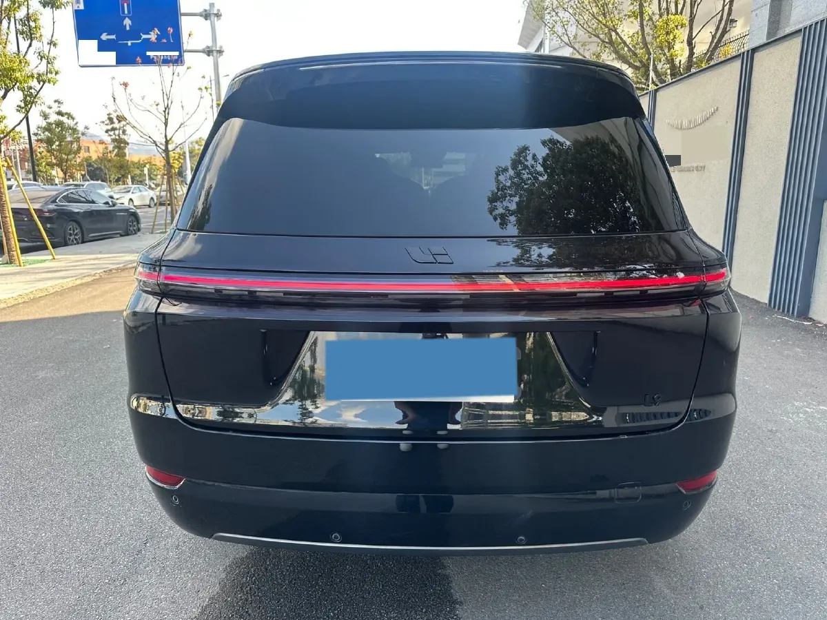 2023 Li L9 Range Extended 154HP REEV 42.6KWH,autocango,china used car exporter,china ev exporter,chinese used car exporter,chinese used ev exporter