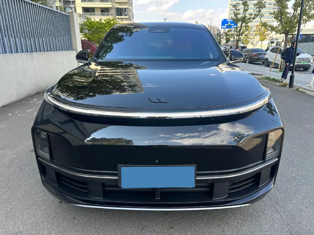 2023 Li L9 Range Extended 154HP REEV 42.6KWH,autocango,china used car exporter,china ev exporter,chinese used car exporter,chinese used ev exporter