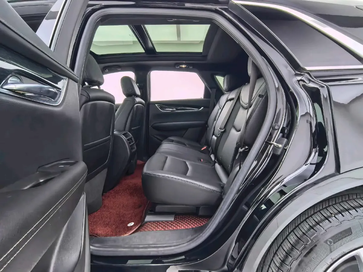 2022 Cadillac XT5 2.0T 237HP L4 9AT,autocango,china used car exporter,china ev exporter,chinese used car exporter,chinese used ev exporter