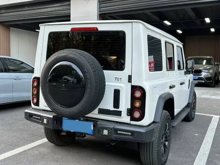 2024 212 212 T01 2.0T 252HP L4 8AT,autocango,china used car exporter,china ev exporter,chinese used car exporter,chinese used ev exporter